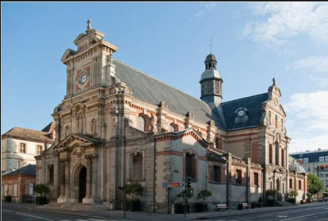 Le Bon'Aparte - Hypercentre de Fontainebleau Extérieur photo